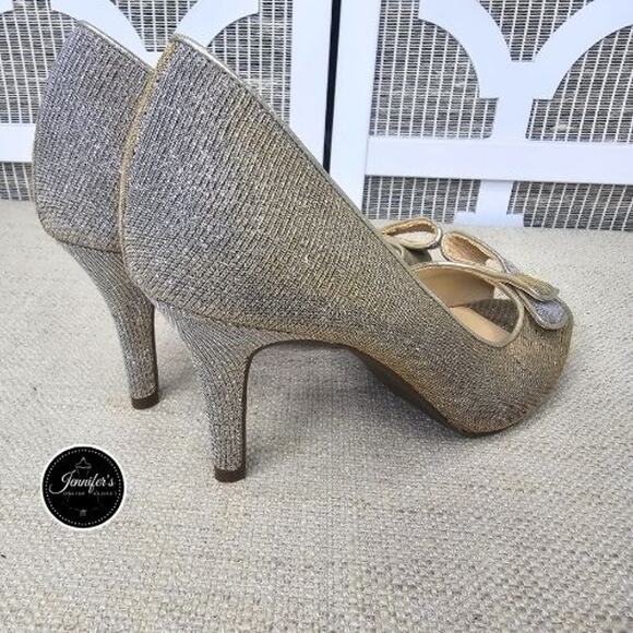Kelly & Katie Metallic Gold/Silver Janet Peep Toe Pump Size 6 - Picture 8 of 13
